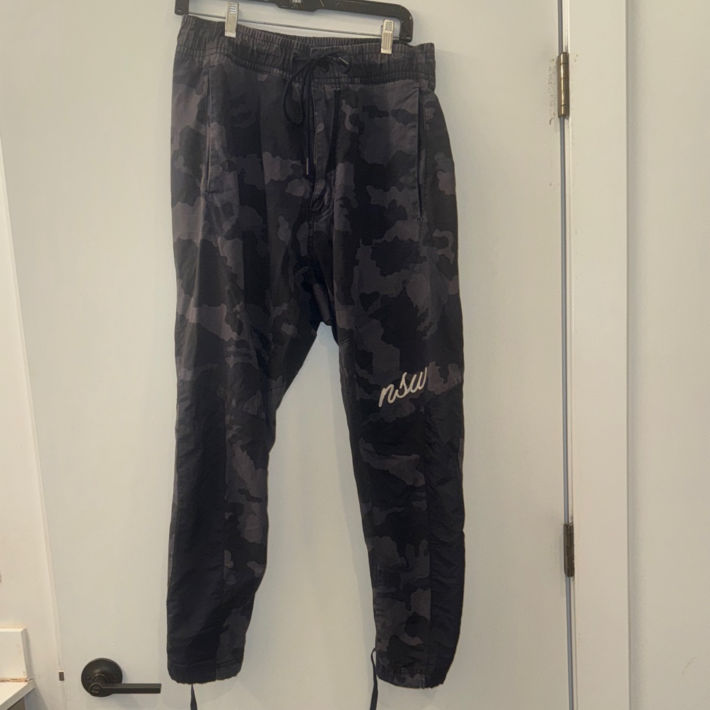 Men's Nike Nsw Black Camouflage Pants Size Small